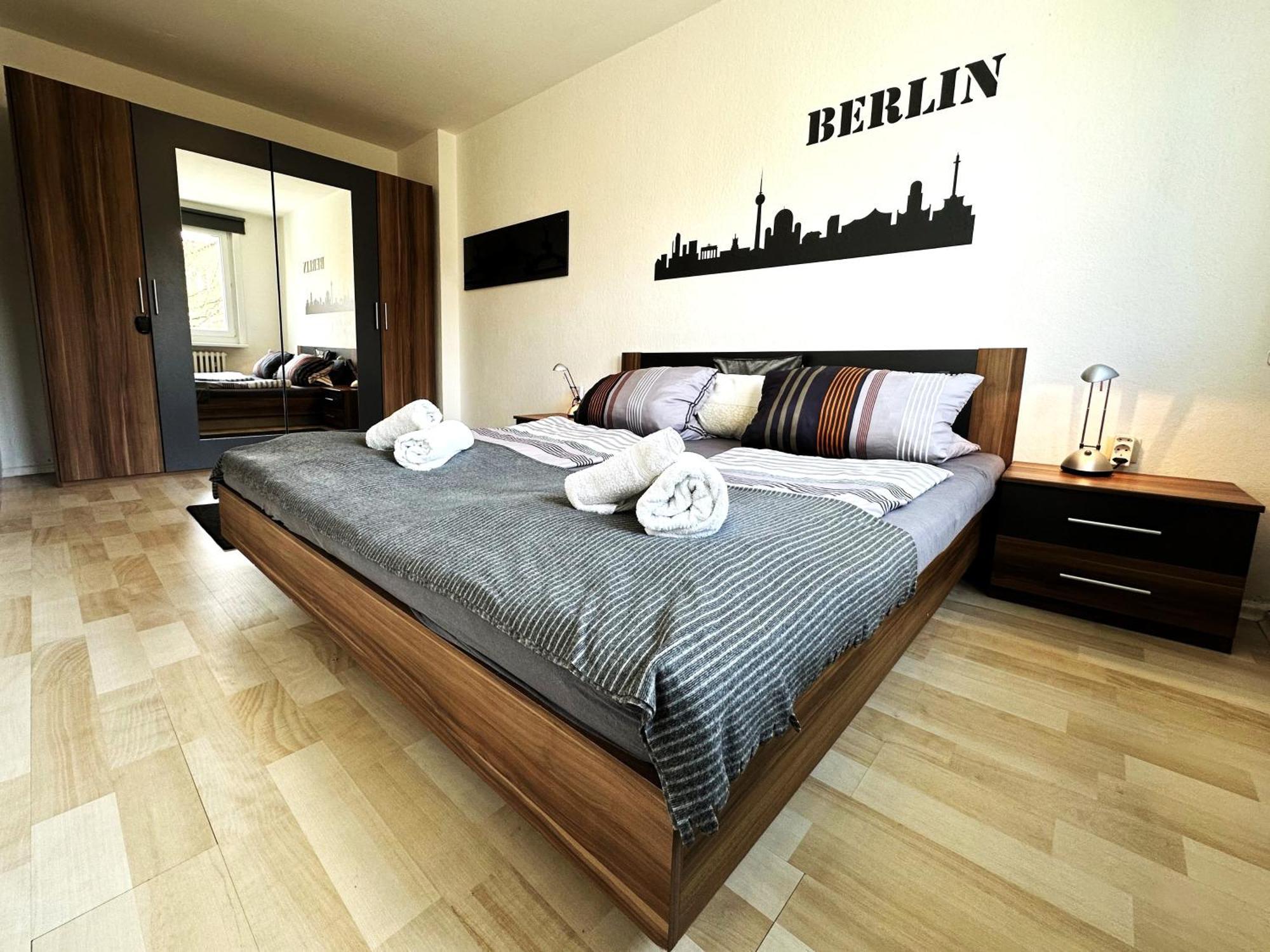 "Ideal" - Berlin Zu Zweit - Citynah, Verkehrsguenstig, Wlan, Supermarkt, Flexibler Check-In Exterior foto
